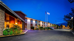  Best Western Plus Corning Inn  Корнинг